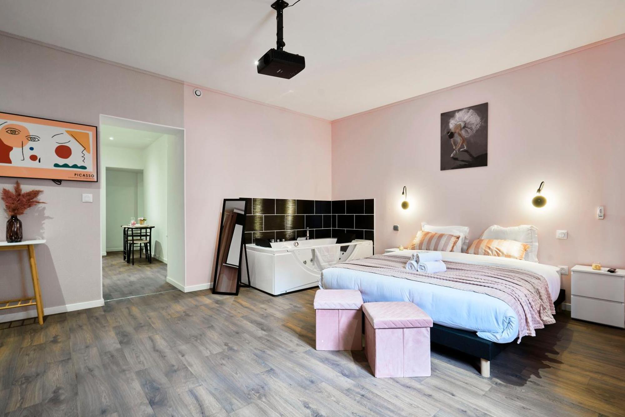 Ng Prestige L Lille L Tourcoing - Bouvines - Balneo & Cuisine Apartment Ngoại thất bức ảnh